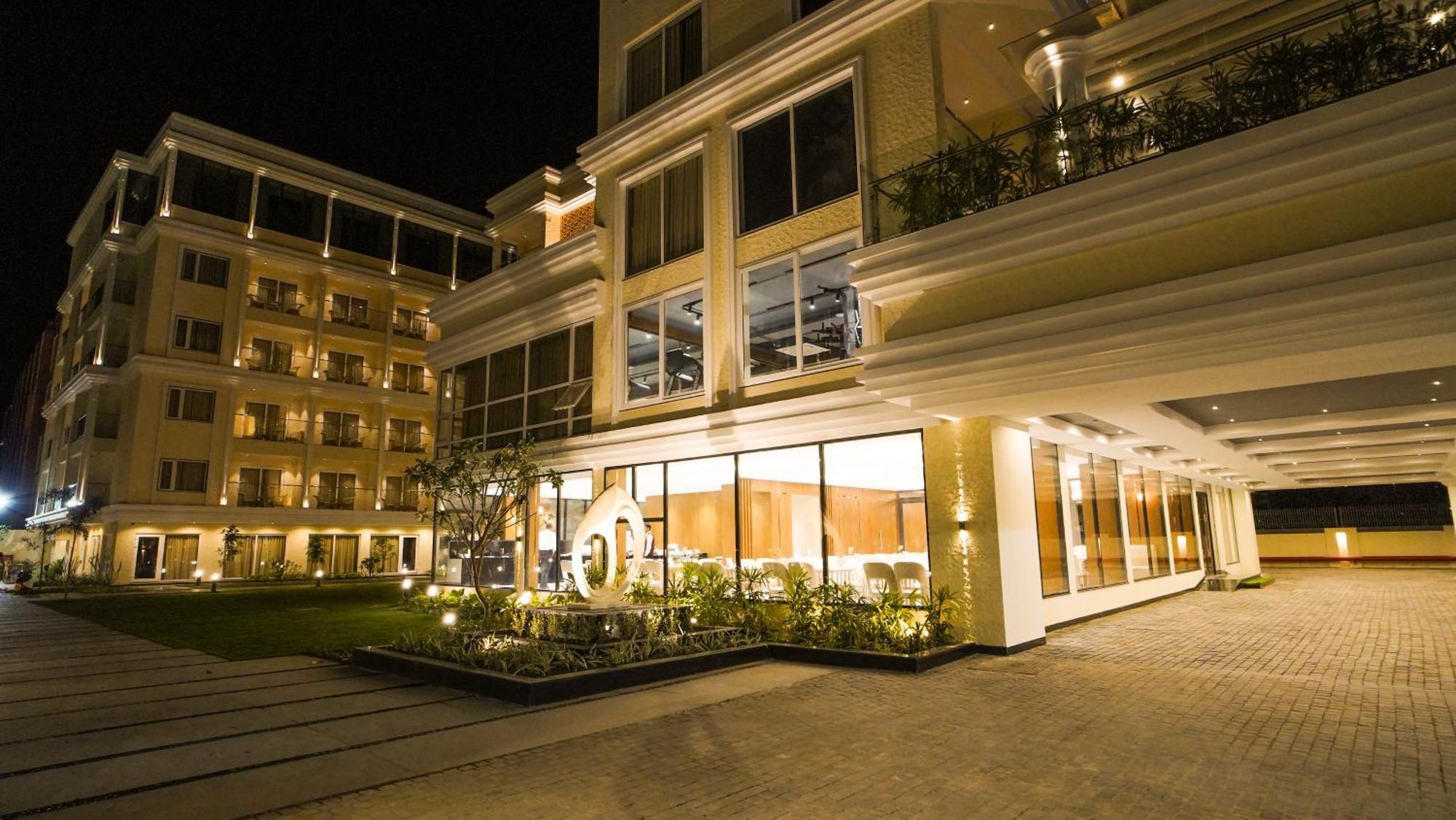 Antique Regency !! Luxurious Hotel In Digha !! מראה חיצוני תמונה