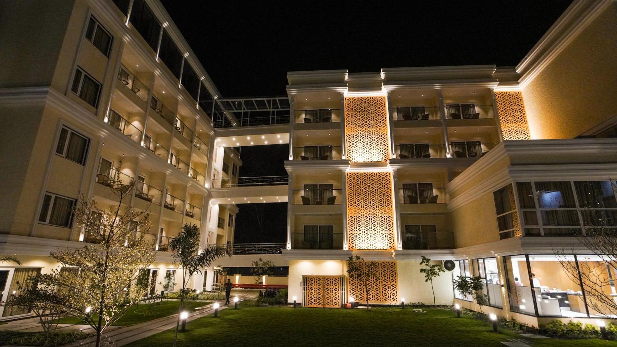 Antique Regency !! Luxurious Hotel In Digha !! מראה חיצוני תמונה