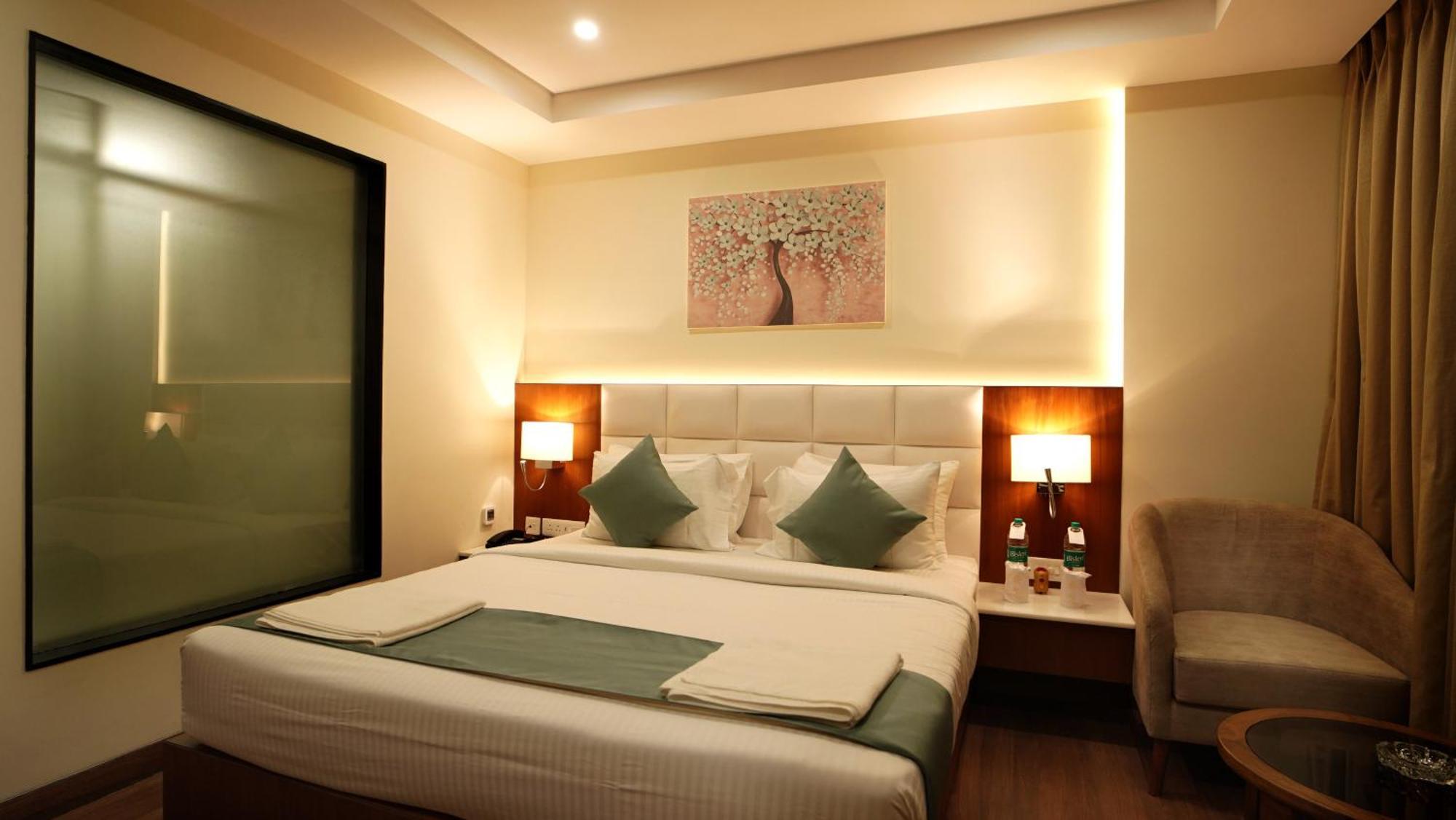 Antique Regency !! Luxurious Hotel In Digha !! מראה חיצוני תמונה
